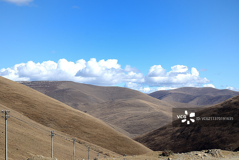 白云飘飘图片素材