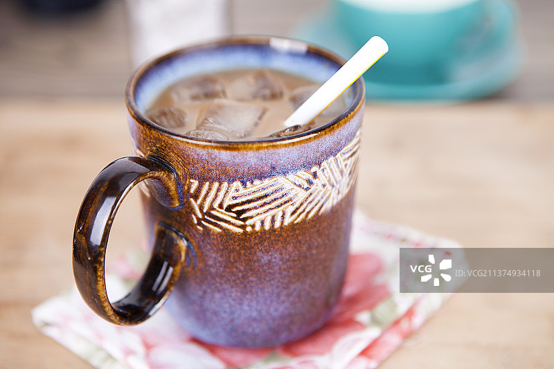 一杯冰镇咖啡图片素材