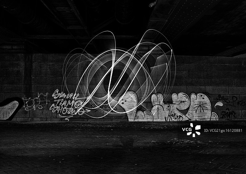 桥下写作图片素材