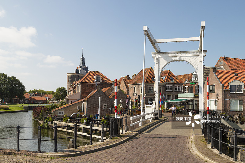 位于西弗里斯兰前Zuiderzee的中世纪渔城Enkhuizen。图片素材